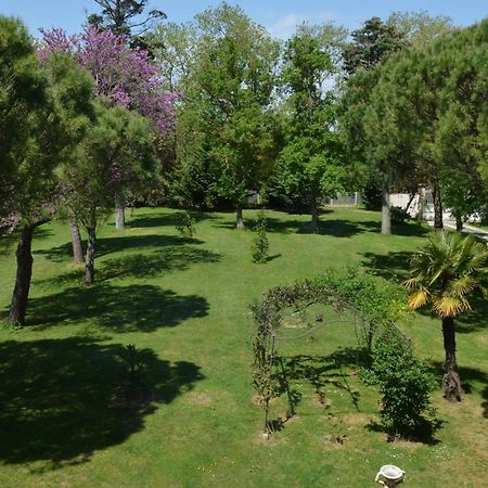 La Louisiane 31 Bed & Breakfast วิลฟรองช์-เดอ-โลราเกส์ ภายนอก รูปภาพ